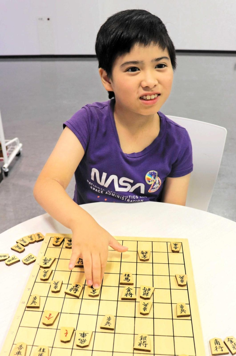 ひと探訪＞将棋アマチュア五段・金崎諒真さん プロ登竜門「奨励会