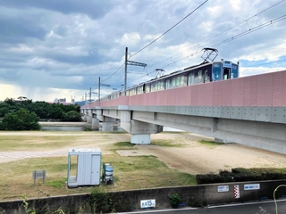 阪急電鉄「武庫川新駅（仮称）」が建設される高架橋＝尼崎市南武庫之荘６