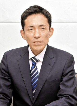 西宮市長選への立候補を正式に表明した田中正剛氏＝西宮市役所