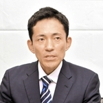 西宮市長選への立候補を正式に表明した田中正剛氏＝西宮市役所