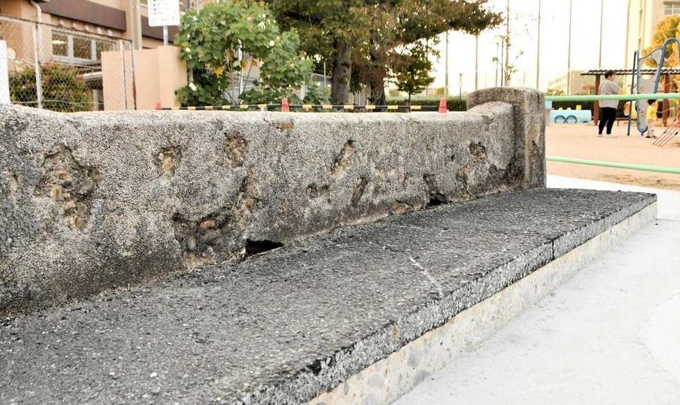 空襲被弾の橋欄干を「戦争遺跡」に 西宮市が移設して保存「100年先の