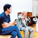 そばに落ちた焼夷弾、犠牲になった友　非戦訴える「たまくんの戦争体験記」　浜脇小校長らが絵本制作