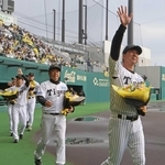 阪神タイガース、尼崎と西宮で優勝報告会　喜び分け合い地元ファンと「六甲おろし」熱唱