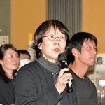 「地域を結ぶ笑顔の会」の活動を振り返る初代代表を務めた河合由紀子さん＝尼崎市潮江１