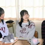 尼崎小田高生がボランティア団体と交流　「日本語指導」など15グループが集う