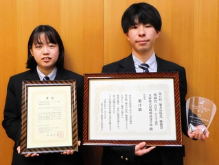 阪神・淡路大震災に関するドキュメント作品で複数の賞を受けた尼崎西高の放送部員