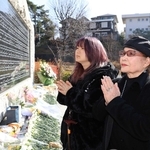 きっと、見守ってくれている　西宮震災記念碑公園　発生31年、遺族ら犠牲者に祈り