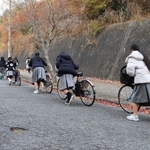 猪名川高、校則見直しへ生徒会奮闘　「坂道下車」の自転車通学ルール緩和、データ分析し実現