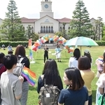 ２０１９年にあった「関学レインボーウィーク」の様子＝西宮市上ケ原一番町