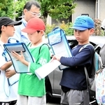 歩いて備える「災害時」　児童が防災設備や危険箇所確認　西宮・北六甲台小で講座