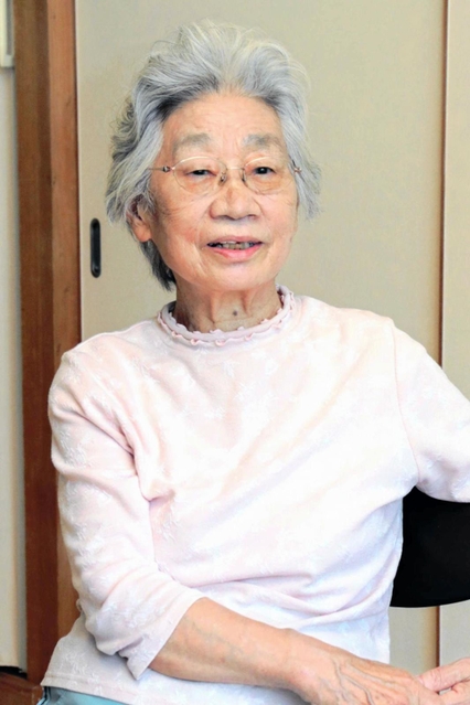 戦時中の経験を語る藤本吉江さん＝神戸市東灘区深江南町３（２０２１年６月１日）