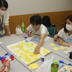 意見を出し合う参加者ら＝イーグレひめじじ