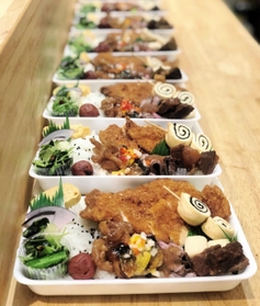 会場で販売される「ロケ弁」のイメージ（姫路フィルムコミッション提供）