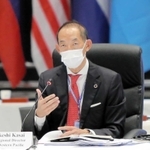 オンライン会見で質問に答えるＷＨＯ西太平洋地域事務局の葛西健事務局長＝アクリエひめじ（同事務局提供）