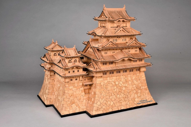 一部会場で展示予定の「マッチ棒の姫路城」（県立歴史博物館提供）