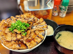 「豚小家」の豚丼