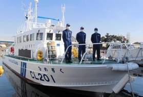 新しく姫路海上保安部に就役した巡視艇「ひめぎく」＝姫路市飾磨区須加