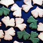 ２人の軍師にちなんでつくった新しいクッキー「二兵衛」（甘音屋提供）