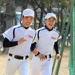 練習中の選手ら＝姫路市打越（撮影・大山伸一郎）
