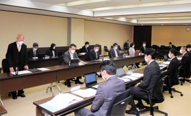 不当要求行為の再発防止を目指して開かれた共同協議会＝姫路市役所