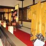 史料を基に姫路市が復元した千姫と本多忠刻の着物＝姫路市本町