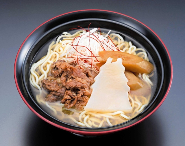 姫路城えきそば（まねき食品提供）
