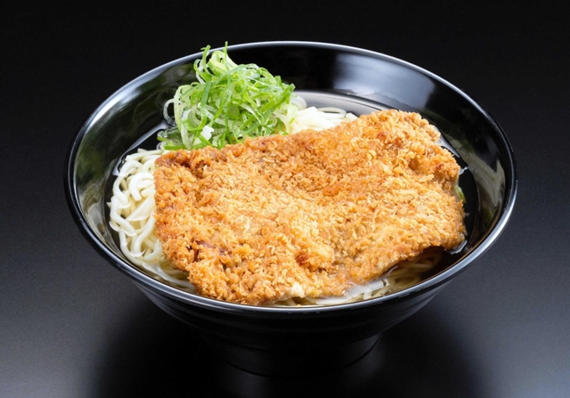 とんかつえきそば（まねき食品）