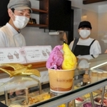 瀬戸内など旬の果物を生かすジェラート店「バンビ」＝姫路市田寺東４