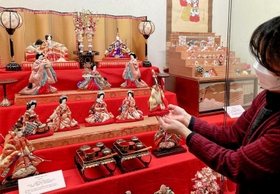 江戸後期～昭和初期「ひな飾り」の華麗なる変遷 姫路・日本玩具博物館