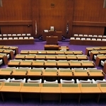 兵庫県議会の議場＝２０１９年６月１９日、神戸市中央区下山手通５