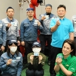 全員が溶接の資格を取得した江渕工業所の社員たち＝姫路市大津区天神町２