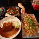 味付けや食感の改良を重ねたごん太の料理＝姫路市塩町（撮影・辰巳直之）