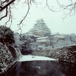 雪化粧の姫路城＝姫路市本町（北川勇さん提供）