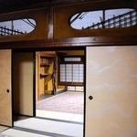 １階の座敷。３月のイベントではここで舞踊や三味線が披露される＝姫路市飾磨区宮