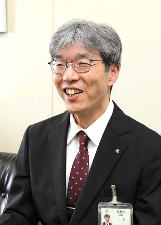 総務局長・山本聡さん