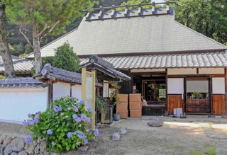 古民家カフェに生まれ変わった清瀬一郎の生家＝姫路市夢前町杉之内