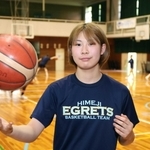 今春に姫路イーグレッツに入団した細見彩花選手＝市川町神崎
