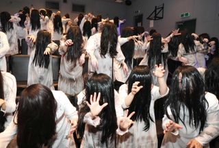 ４４体のお化けが密集する新スポット「密　ＭＩＴＳＵ」＝姫路セントラルパーク