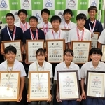 全国大会の男子個人準優勝など、多数の実績を残した姫路ふぁみりークラブのメンバー＝姫路市役所