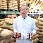 被災地で納豆を配った経験を振り返る「相沢食産」代表の相沢勝也さん＝福崎町西治（撮影・辰巳直之）