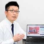 心房細動の最新治療方法を解説する寺西仁医師＝姫路赤十字病院