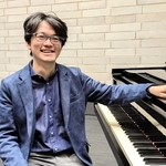 ２公演への抱負を語るピアニスト山中歩夢さん＝アクリエひめじ