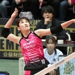 コート内外で大きな存在感を示すヴィクトリーナ姫路の井上愛里沙選手＝昨年１２月２１日、大阪市のＡｓｕｅアリーナ大阪