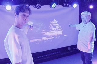大衆演劇を中心にしたイベント「姫路座」を始める姫千之丞さん（左）と村上昭人さん＝姫路市駅前町