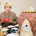 「空間が華やぐ作品が目標」という喜多千景さん＝姫路市飾磨区下野田