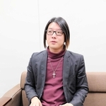 「フルートトリオ丙」の初公演に向け、抱負を話す深江亮太さん＝姫路市豊沢町