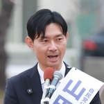 山田基靖氏