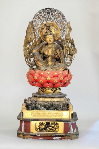 如意輪寺の木造如意輪観音坐像（文化庁提供）