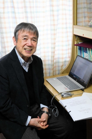 立命館大学大学院で博士課程を修了した森康博さん＝姫路市御国野町御着