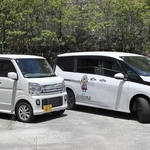 昨年の実証実験で用いた家島観光事業組合の車両＝２０２５年６月、姫路市家島町真浦